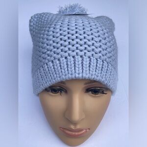 Cozy Knit Beanie in Light Blue.
UGG. NWT 
MSRP $60